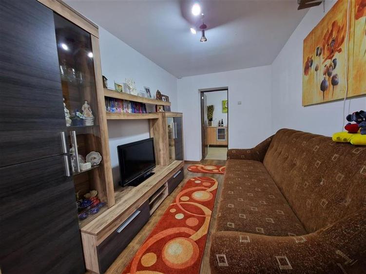 Resita Casa P+1+M la CHEIE