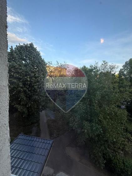 Apartament cu doua camere de inchiriat, I.L.Caragiale - 12
