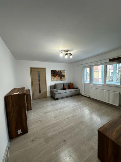 De inchiriat apartament 2 camere zona Olimpia-Stadion