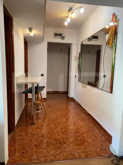 Apartament cu 3 camere, 47 mp, zona Dacia