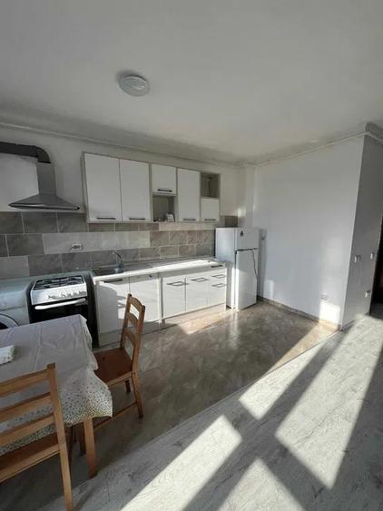 Garsoniera, semidecomandata, 37 mp, centrala, ac, balcon, Luica