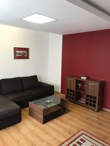 Apartament 3 camere mobilat si utilat modern,bloc de monolit acces metrou ,liber