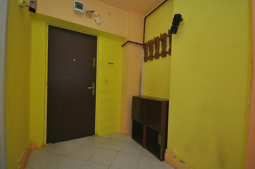 Apartament 2 camere - Etaj 1 - Calea Giulești - Clasa 2 Risc Seismic