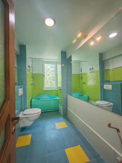 Apartament 3 camere decomandate Razboieni