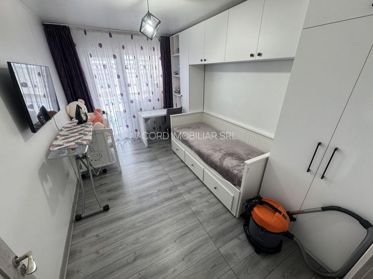 Apartament 3 camere zona Km 4 5 Renovat cu Centrala - 6
