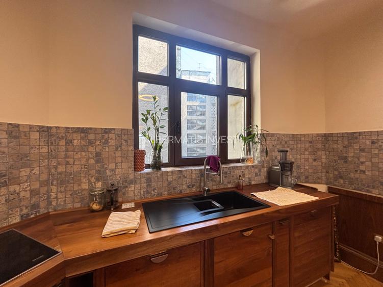 Inchiriere apartament cu 4 camere cu vedere in  Parcul Cismigiu - 10