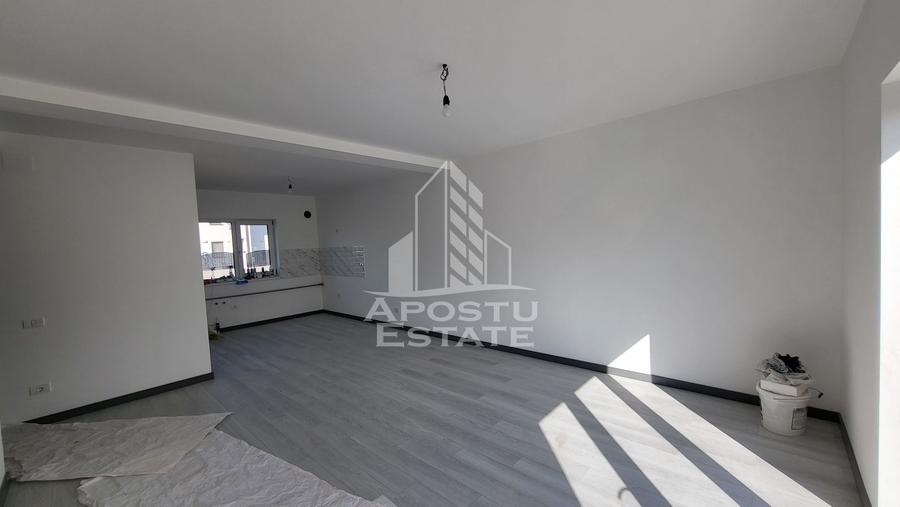 Duplex nou,pe parter,3 camere,2 bai,Dumbravita,la cheie