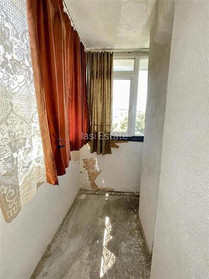 Apartament 3 camere zona Baza 3 - 5