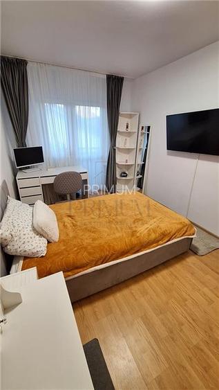 COMPLEX STUDENTESC | 4 CAM | ET.1 | RENOVAT | 2 BAI | 2 BALCOANE | ANVELOPAT | D - 5