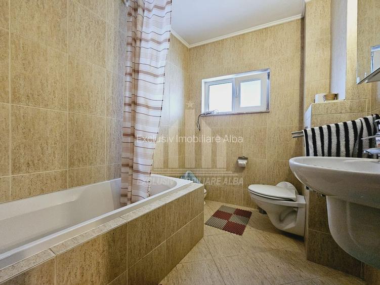 Casa individuala | Pensiune | 550 mp | 1100 mp teren | Cetate - 7