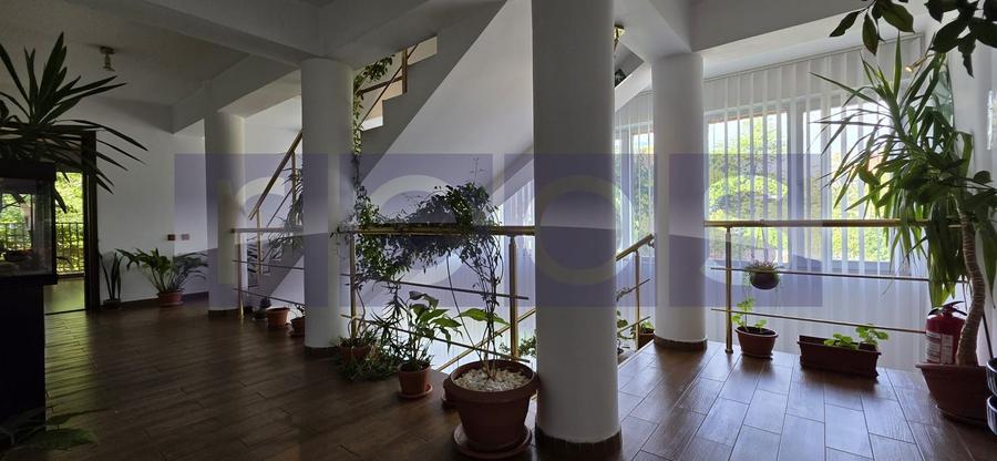VANZARE CASA 7 CAMERE | PISCINA ACOPERITA | ZONA VATRA LUMINOASA - 9
