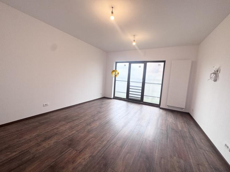 Spatiu Birouri - Parter 4 camere + Terasa 28mp - Otopeni Odaile