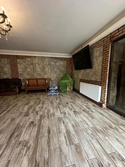 Zona Piata Sudului Rond Nitu Vasile  Imobil D+P+1+M 385 mp stradal