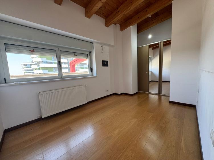 Apartament tip penthouse cu terasă generoasă – Etaj 7/7