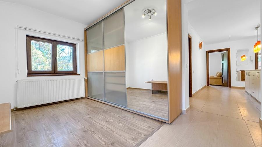 CASĂ TIP DUPLEX CU TEREN DE 175 MP | 121 MP UTILI | 2 LOCURI PARCARE