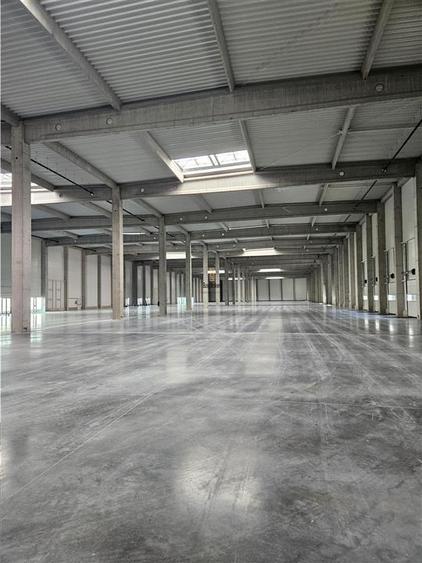 Spatii Industriale - 9500 mp - Logistica - Productie - Depozitare - Distributie