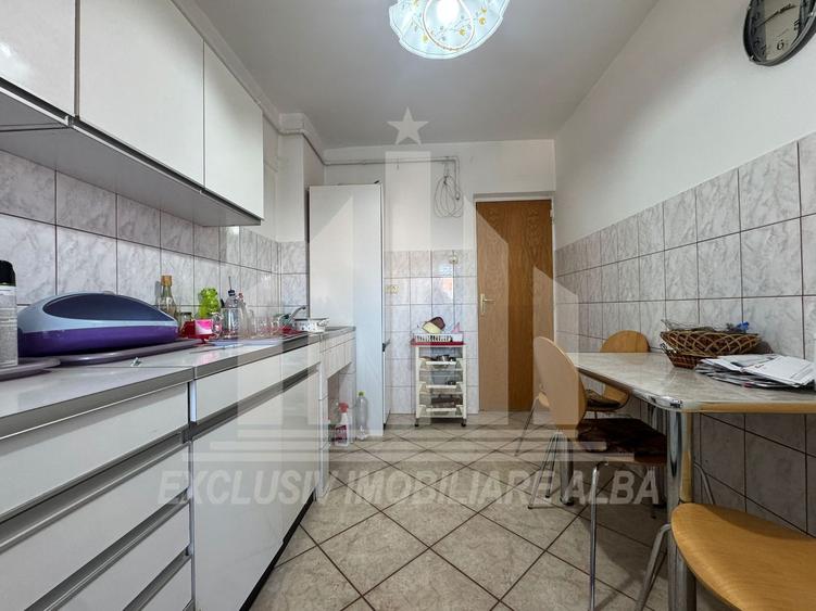 Apartament 3 camere decomandate | 75 mp | Etaj 2 | Centru