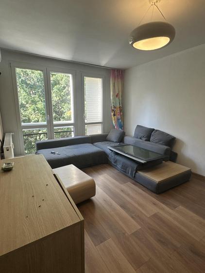 Titan Zona Minis Renovat Modern Inclusiv Instalatia Electrice   3 Cam Vanzare