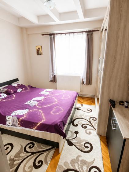 Apartament spațios cu 3 camere | 70 mp utili | Loc de parcare | Zona Mercur |