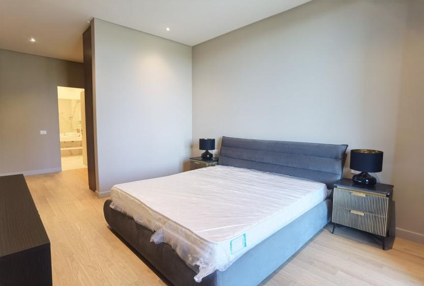 Apartament premium, vedere parc si lac, 2 garaje subterane