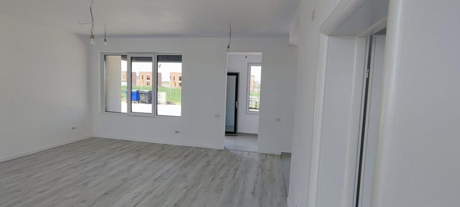 Vila 4  camere Parter