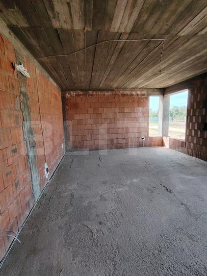 Casa P + M la rosu,Craiova, zona Tancodrom, cu posibilitate de finisare completa
