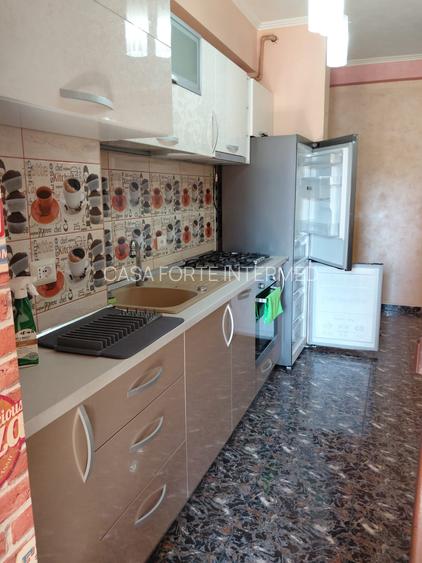 Apartament 3 camere, Campus langa hotel Nevada 600 euro - 14
