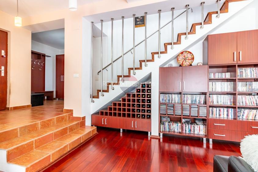 Vila de colt de vânzare în Corbeanca | Paradisul Verde - 1