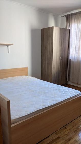 Apartament 2 camere mobilat si utilat complet, acces metrou, disponibil imediat.