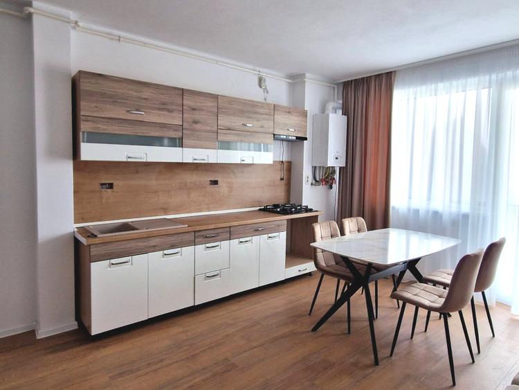 Apartament 2 camere plus balcon de 8,60 mp, bloc nou, parcare, 92.000E