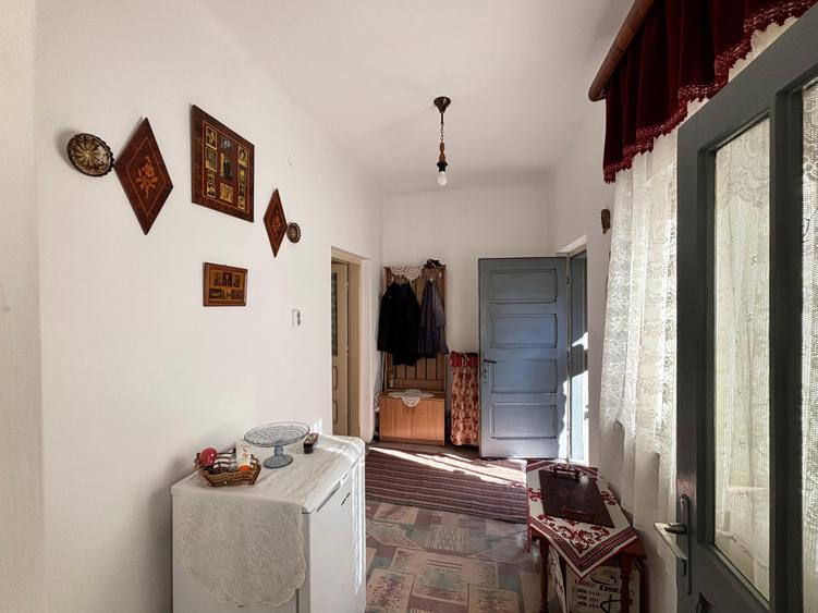 Casă +Teren Rm. Vâlcea str. N. Bălcescu