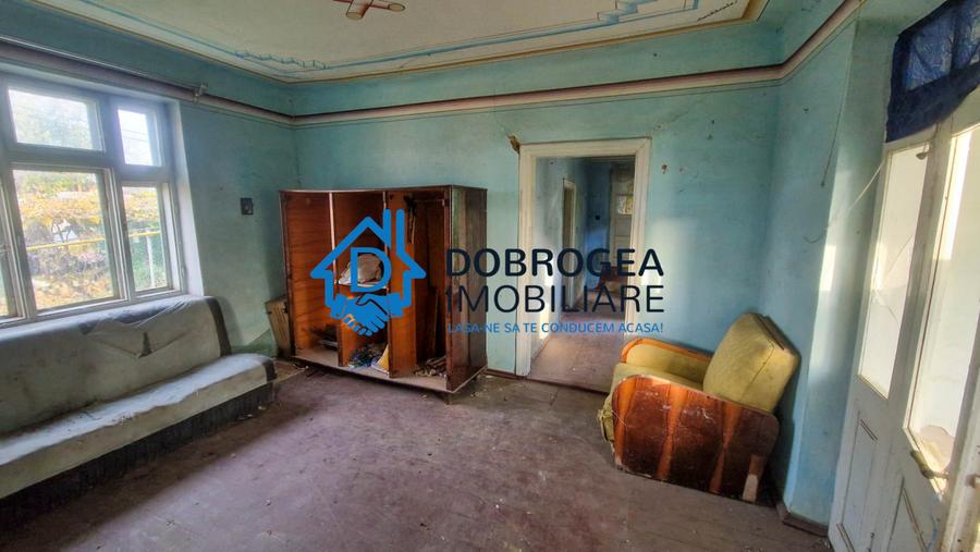 ZONA CENTRALA- CASA DEMOLABILA ,TEREN 733 MP,  DESCHIDERE STRADALA 11,5 ML