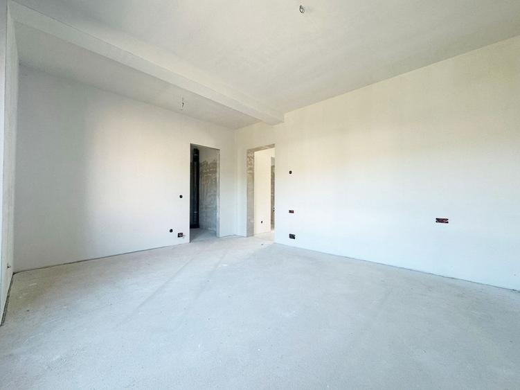 Casa tip duplex cu garaj, 130 mp utili - Floresti
