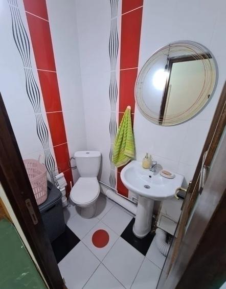 3 Camere Decomandat 72mp Mobilat zona Nicolina