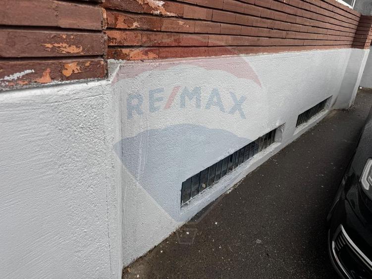 Spațiu comercial 455 metrii patrati Rovine