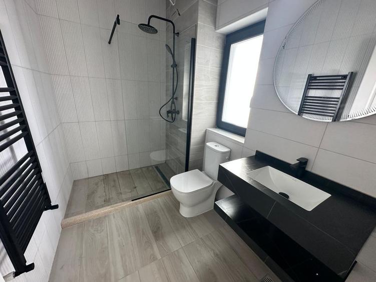 CASA SINGULARA, TOATE UTILITATILE, 4 CAMERE, TEREN 400 MP, COMISION 0%