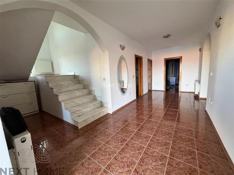 CASA  DE VANZARE BOTARLAU - 18