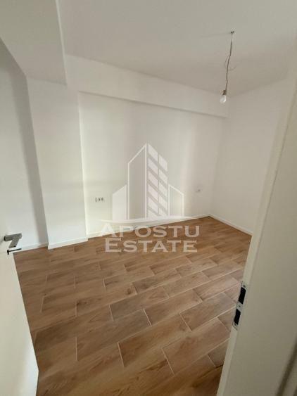 Apartament 2 camere, semidecomandat, bloc nou,loc de parcare, Soarelui
