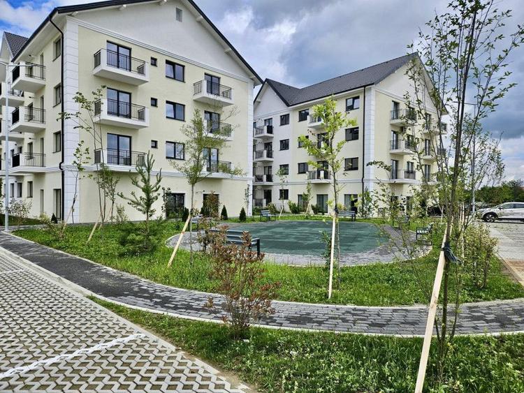 Apartament 3 camere cu terasa si gradina 50 mp, zona Brana 0%Comision
