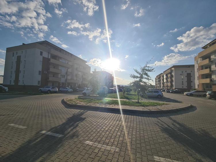 Apartament Etaj 1, 2 camere plus dressing zona Compa Vasile Aaron