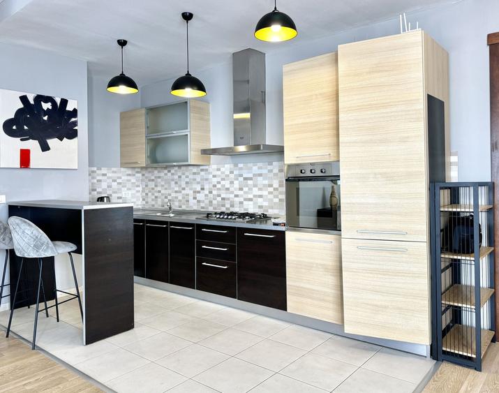 Apartament cu 4 camere, elegant si modern, in zona Centrala- Tender