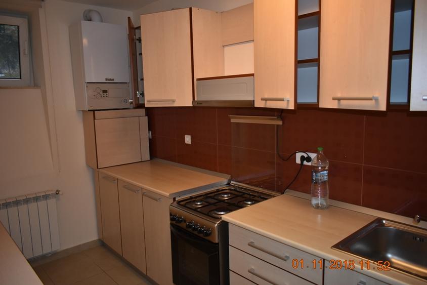 Apartament 5 camere pretabil birouri/locuit