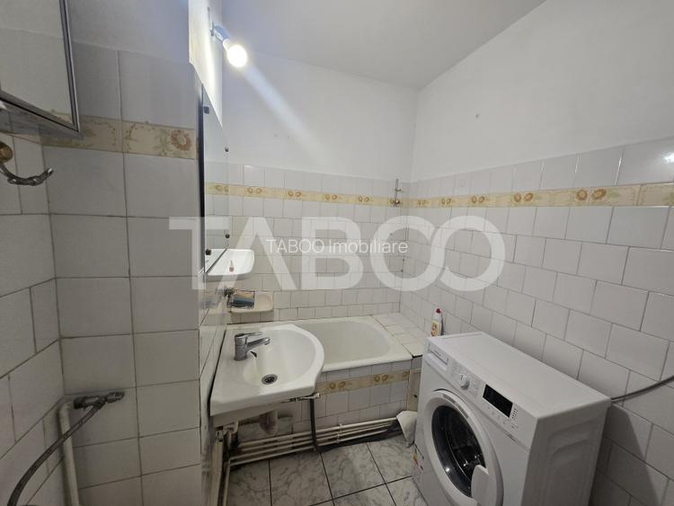 Apartament 2 camere de vanzare 52mp decomandat balcon Strand Sibiu - 7