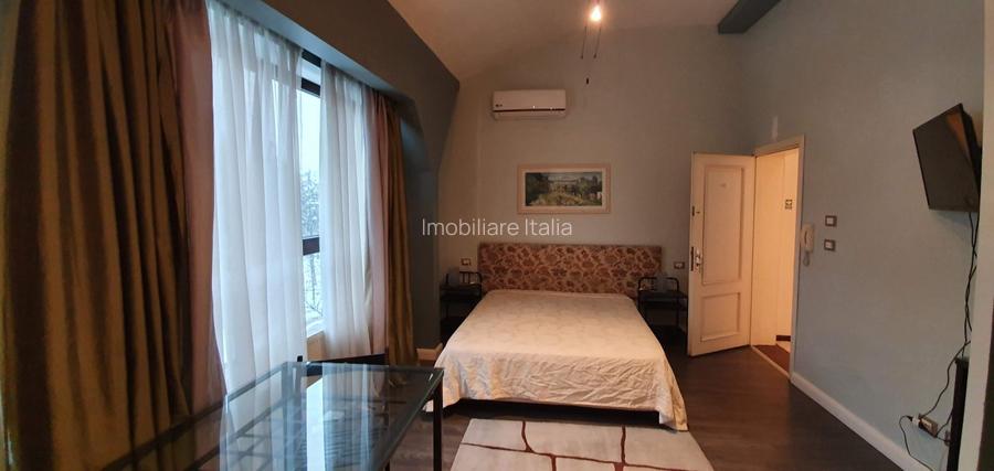 Garsoniera moderna, c-tie noua, vedere spre gradina Mitropoliei - 5