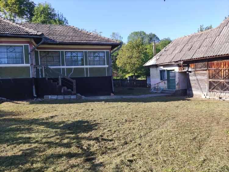 Casă de vânzare în Purcăreț
