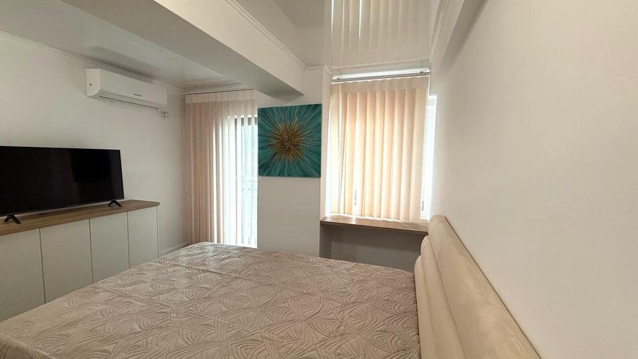 NICOLINA, DE INCHIRIAT, APARTAMENT SPATIOS CU O CAMERA, BLOC NOU