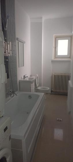 Apartament 3 camere Strada Smardan-Centrul Vechi