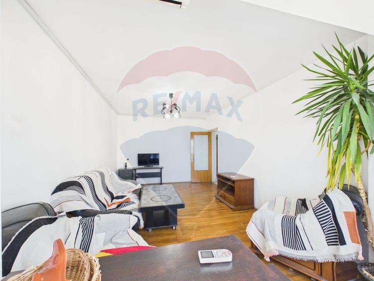 2 camere decomandat | Piața Victoriei – Banu Manta | 52 mp | Boxă 5 mp