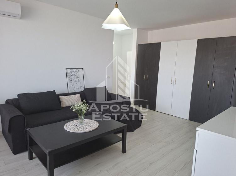 Apartament de inchiriat cu 2 camere, vis-a-vis de Moteletul