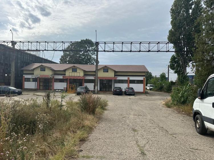 Platformă Industrială cu Cale Ferată si Infrastructură Completă